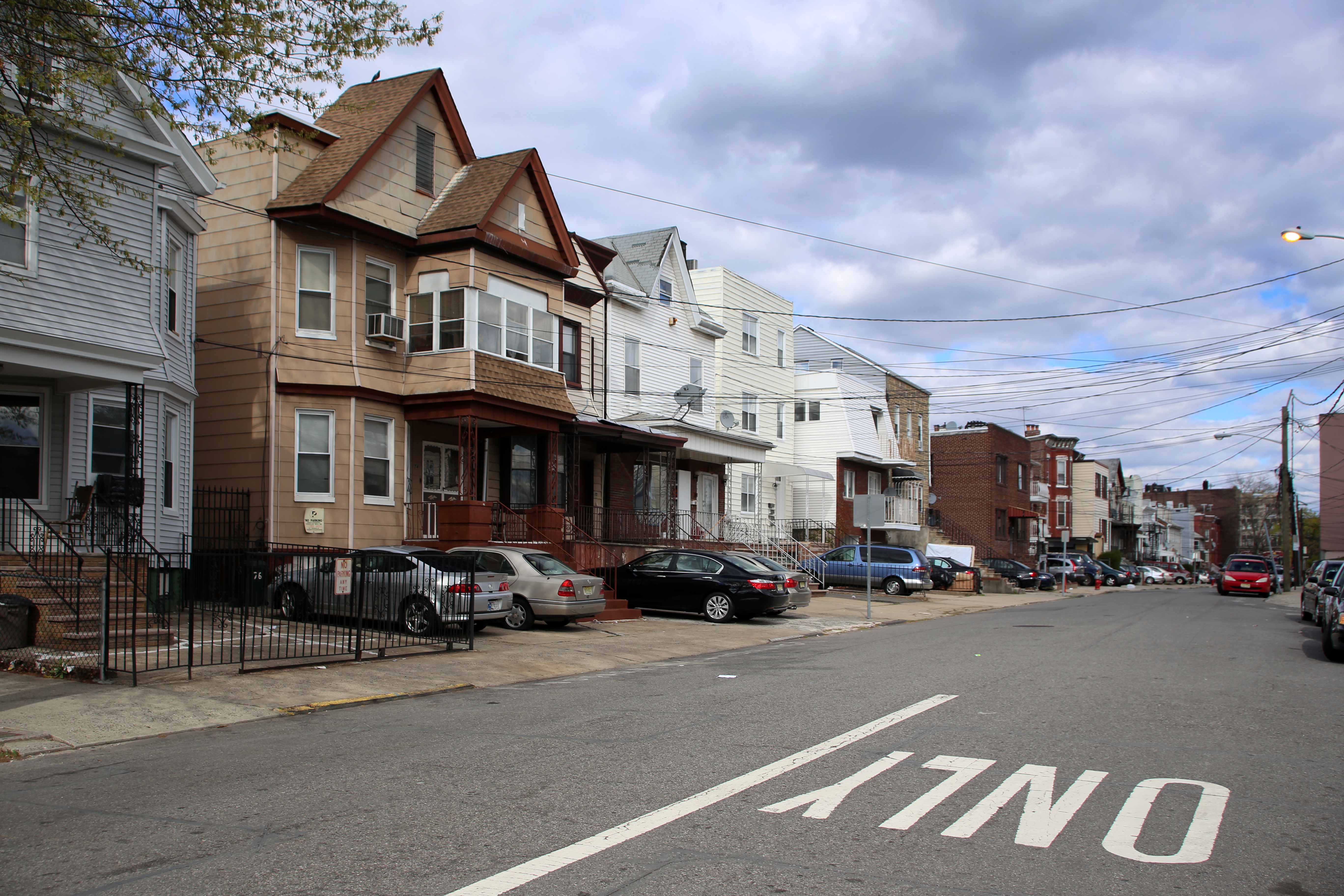 Does Life in a Low-income Neighborhood Lead to Poor Health and