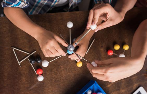 Family building atoms model 