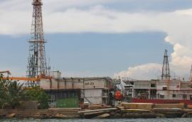 Oil rig on the Venezuelan coast