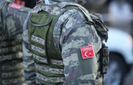 Turkish soldiers. 