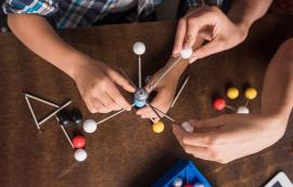 Family building atoms model 