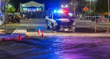 Mexican police cordon