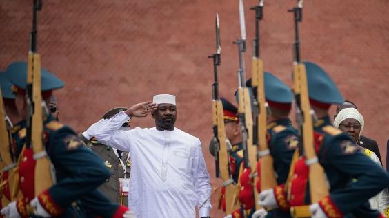 Mali’s Assimi Goita during a wreath-laying ceremony at the Tomb of the Unknown Soldier, Moscow, 2025.