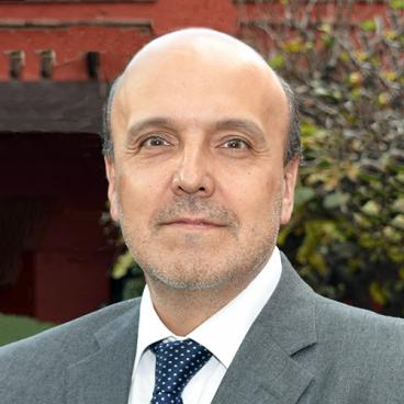 Headshot for Juan Rosellón