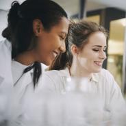Women in lab
