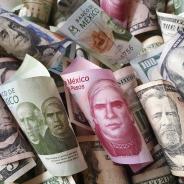 GettyImages-1185328454-Pesos+Dollar