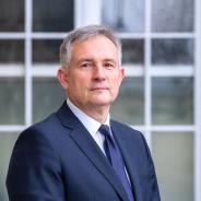 Headshot_Laurent Bili