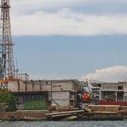 Oil rig on the Venezuelan coast