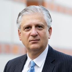 Headshot of Ted Temzelides.