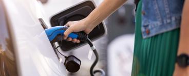  Charging an electric car